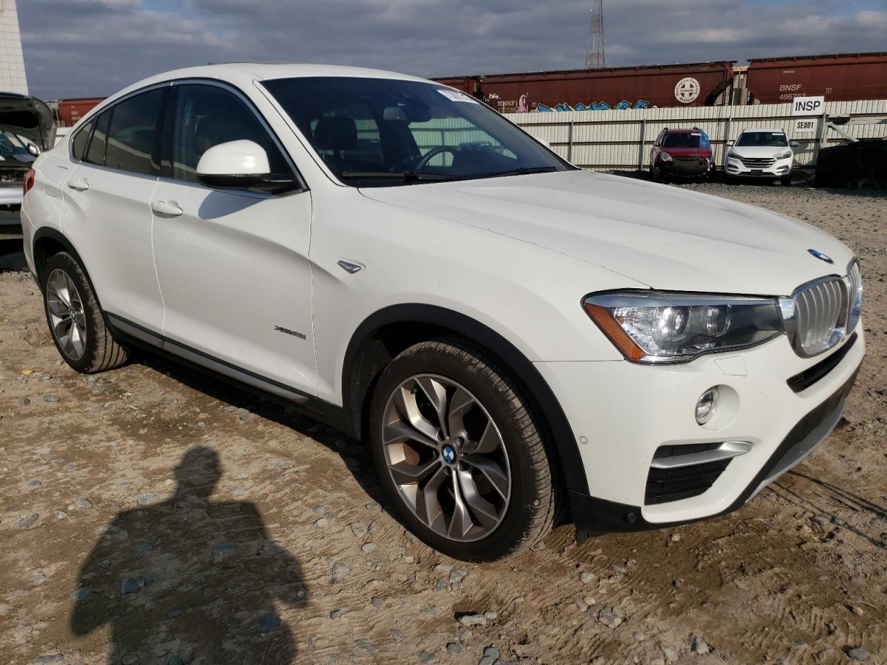 Photo 3 VIN: 5UXXW3C50J0T80625 - BMW X4 