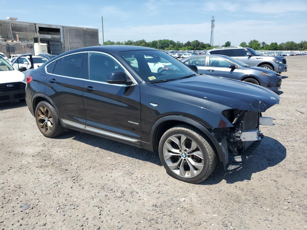 Photo 3 VIN: 5UXXW3C50J0Y66450 - BMW X4 