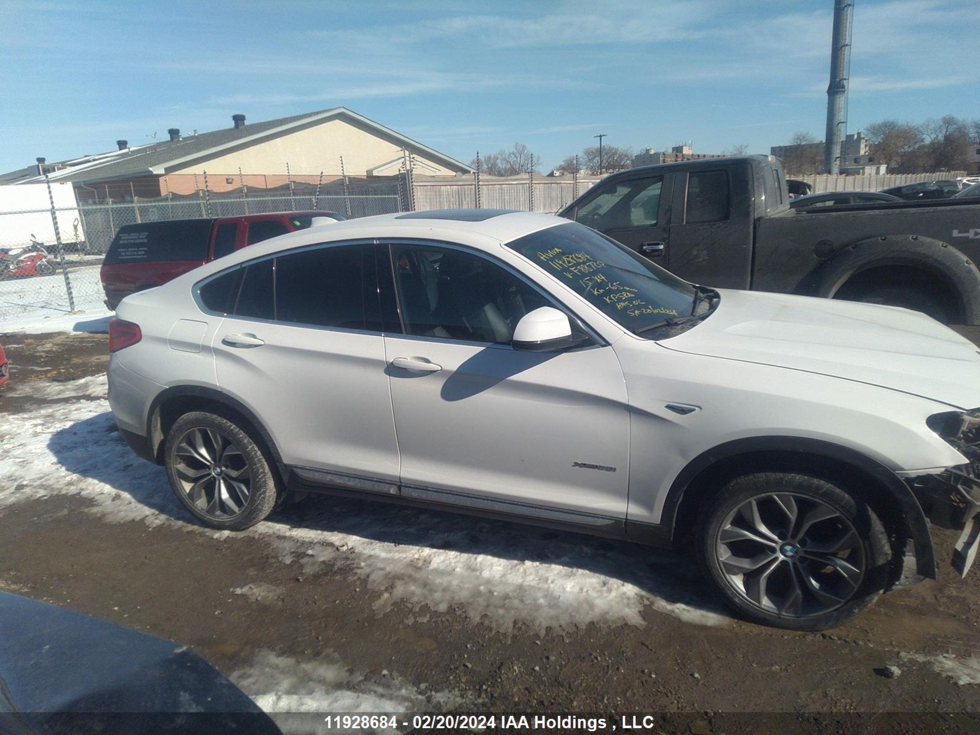 Photo 13 VIN: 5UXXW3C51F0F88720 - BMW X4 