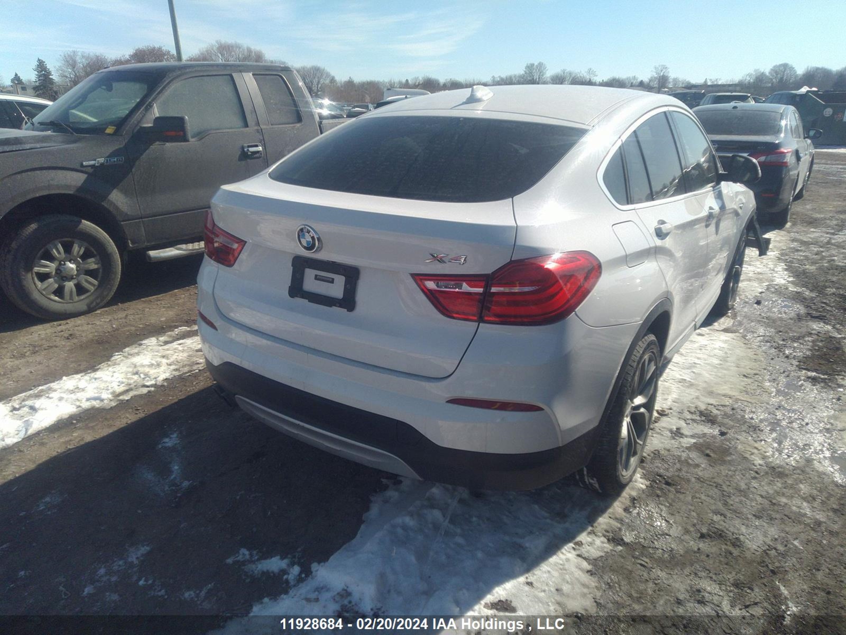 Photo 3 VIN: 5UXXW3C51F0F88720 - BMW X4 