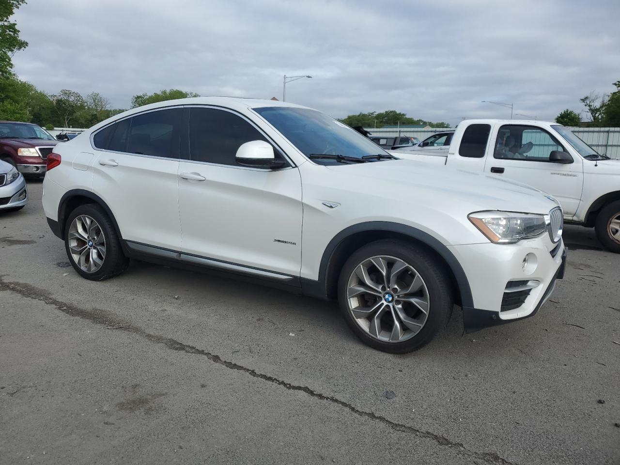 Photo 3 VIN: 5UXXW3C51G0R21707 - BMW X4 