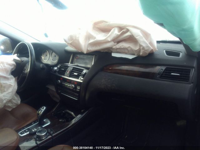 Photo 4 VIN: 5UXXW3C53F0F88993 - BMW X4 