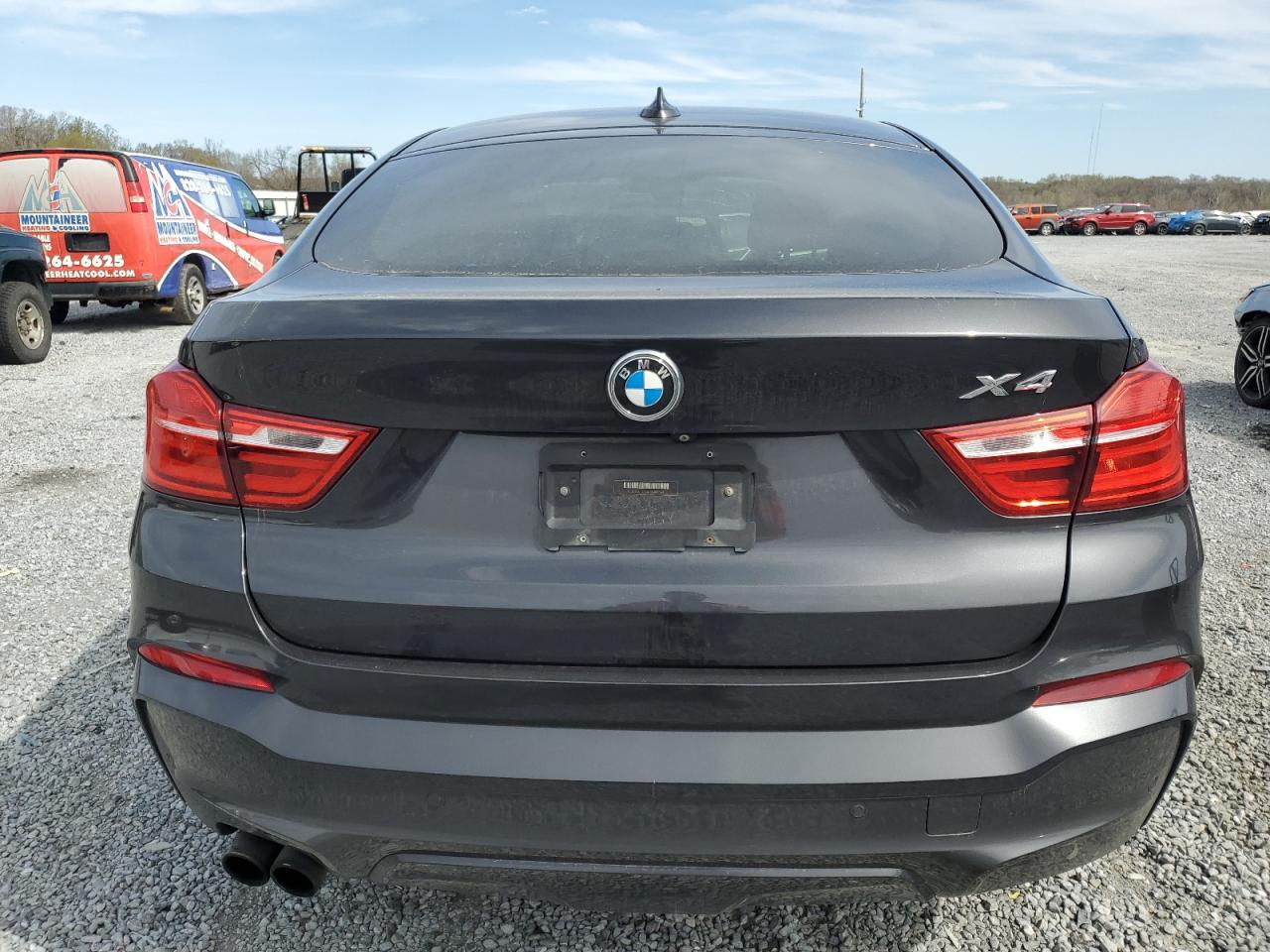 Photo 5 VIN: 5UXXW3C53F0M89068 - BMW X4 