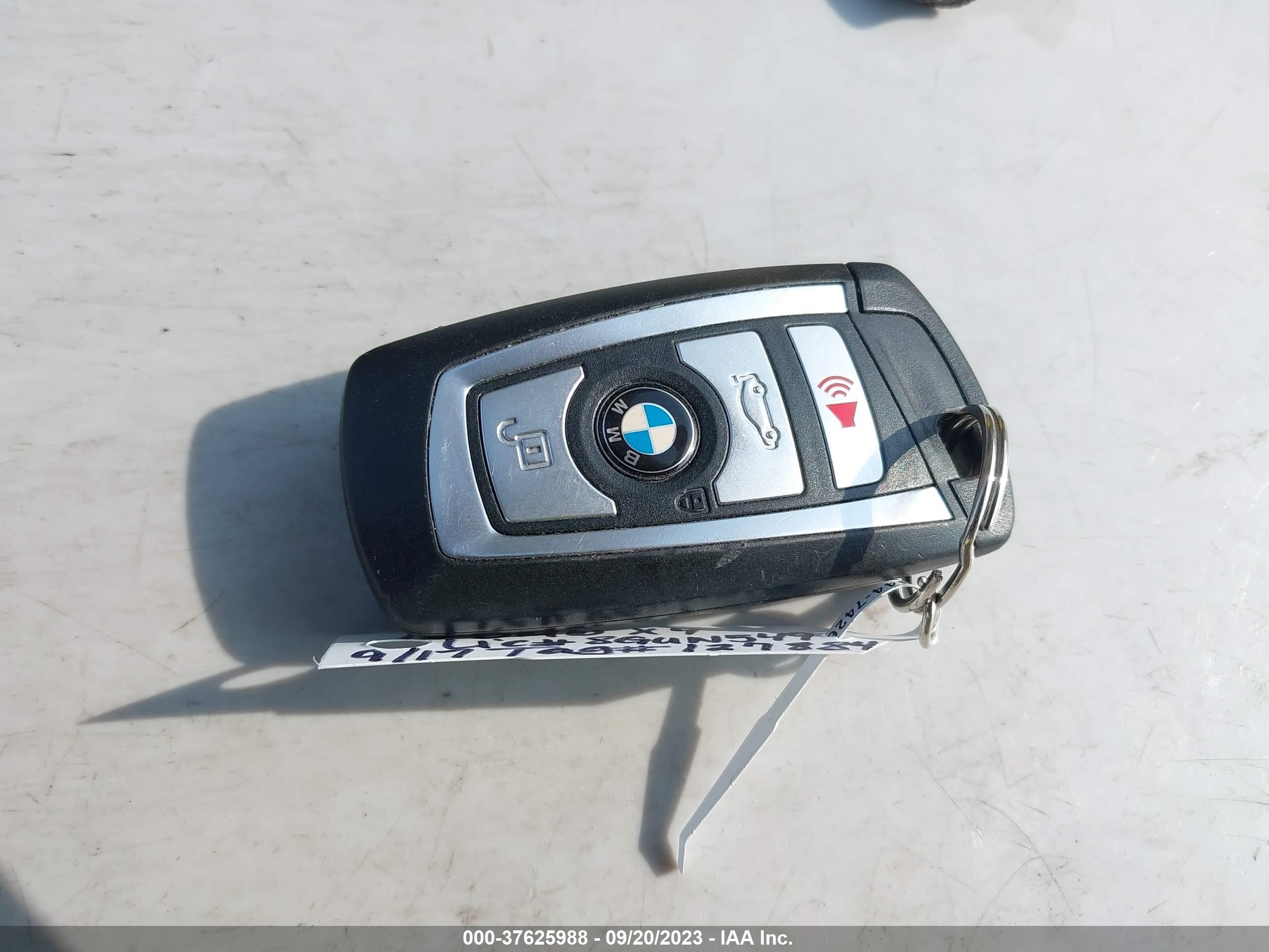 Photo 10 VIN: 5UXXW3C53J0Y66460 - BMW X4 