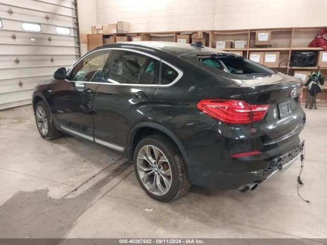 Photo 2 VIN: 5UXXW3C53J0Z60631 - BMW X4 