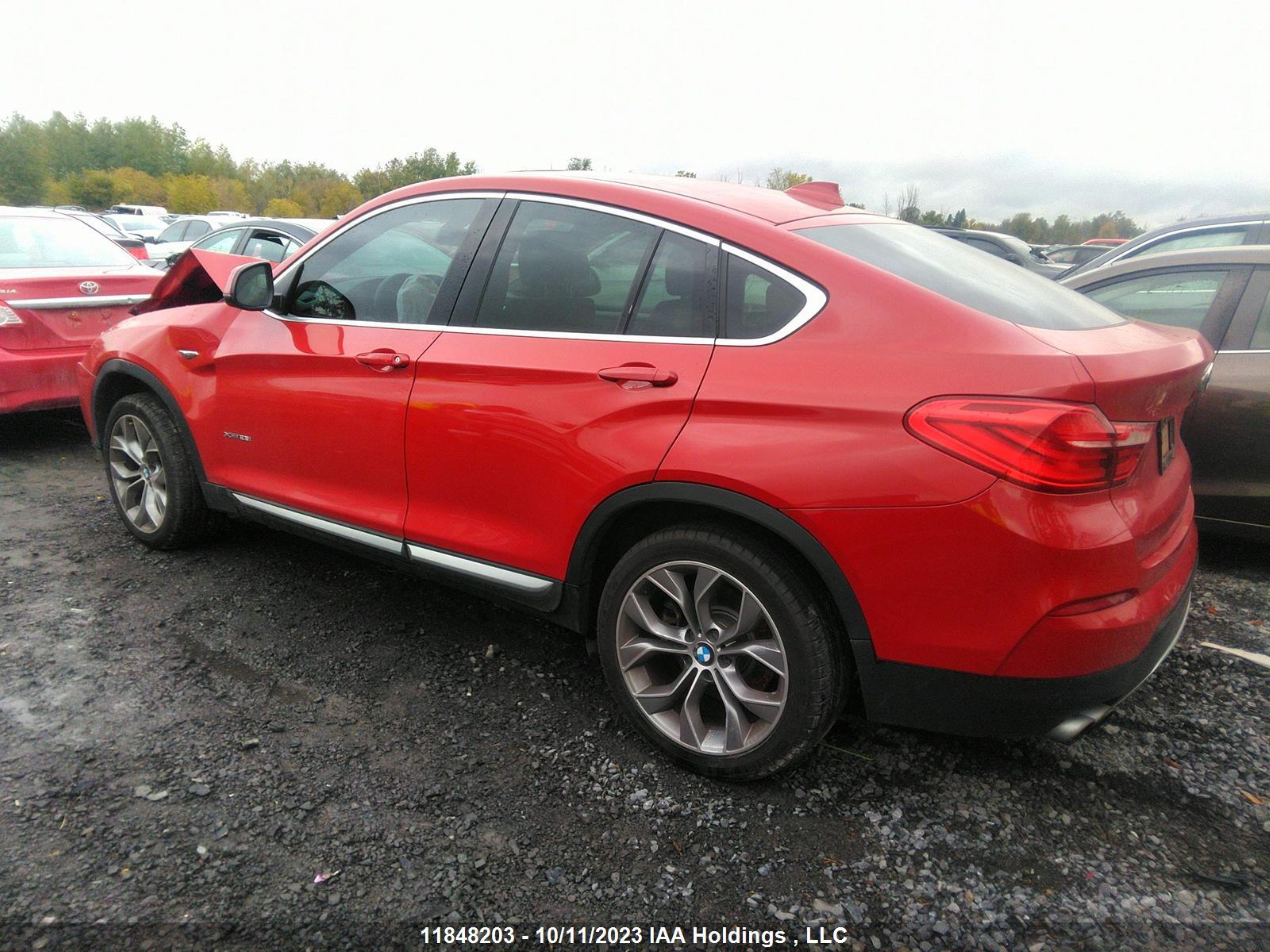 Photo 2 VIN: 5UXXW3C54G0R22317 - BMW X4 