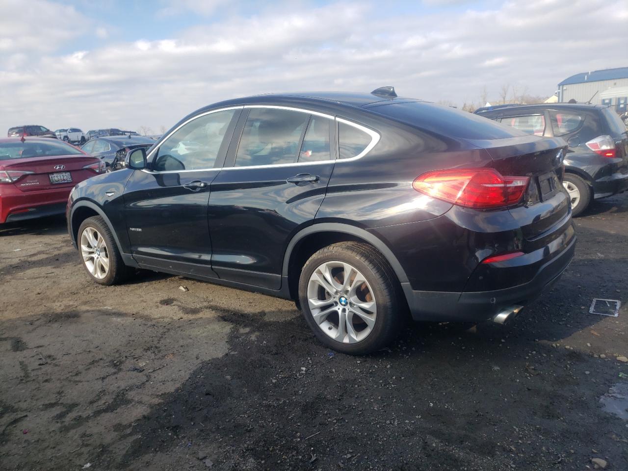 Photo 1 VIN: 5UXXW3C55F0F88946 - BMW X4 