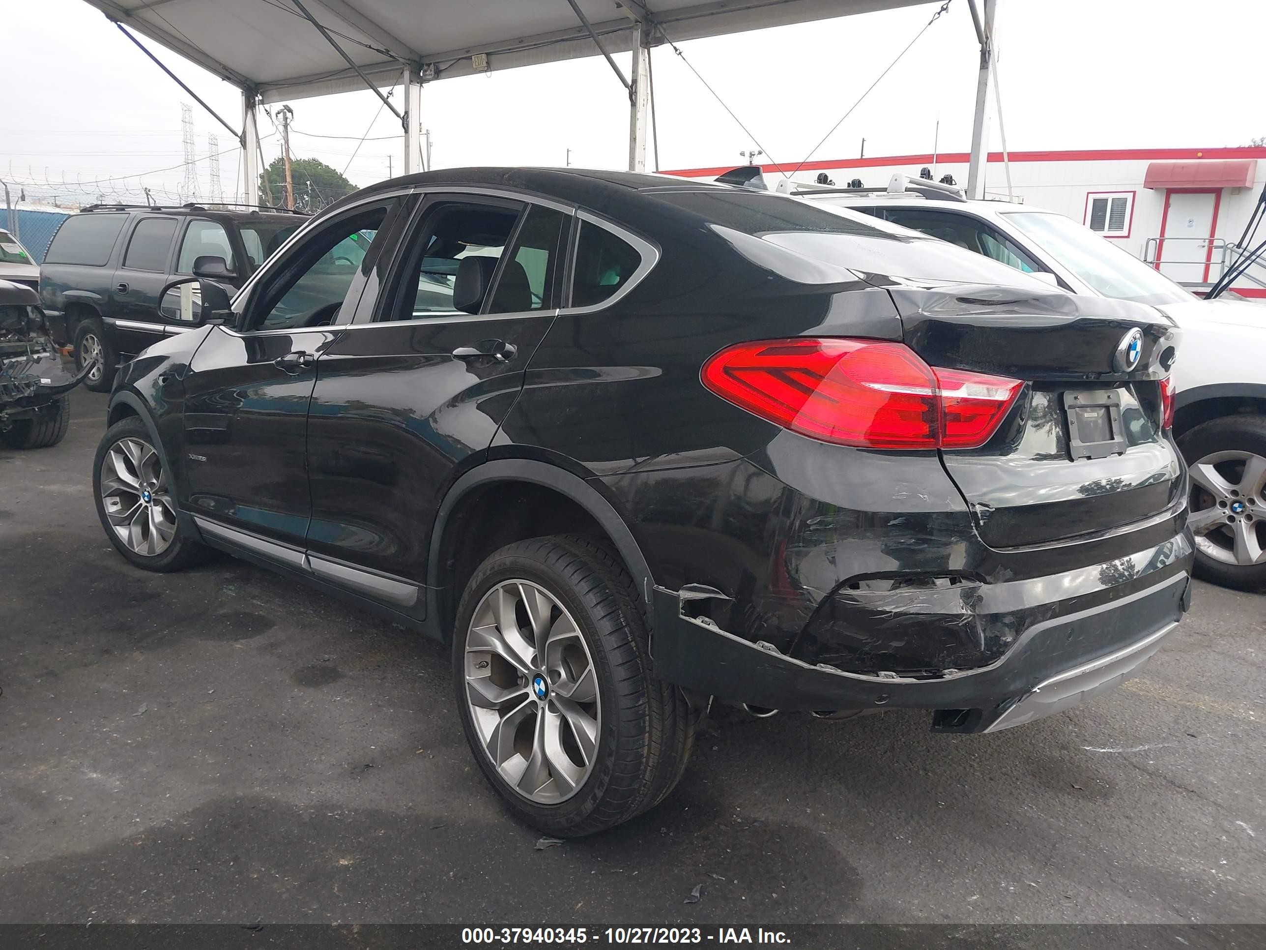 Photo 2 VIN: 5UXXW3C55J0T81785 - BMW X4 