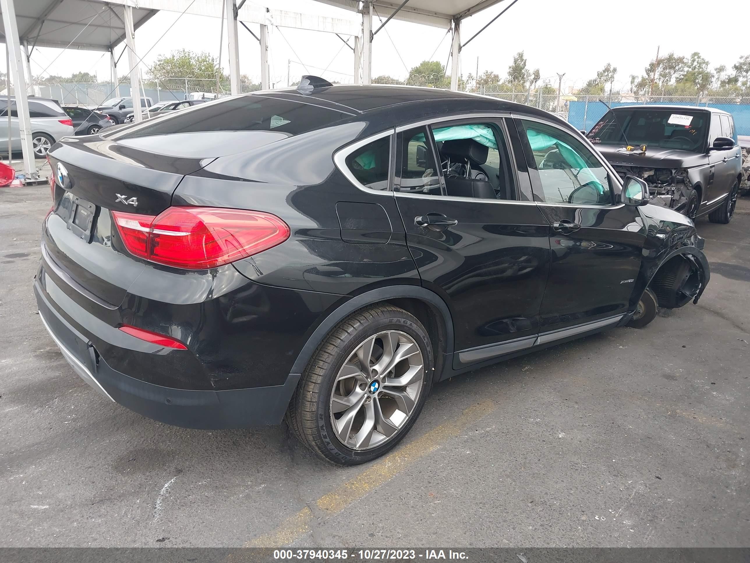 Photo 3 VIN: 5UXXW3C55J0T81785 - BMW X4 