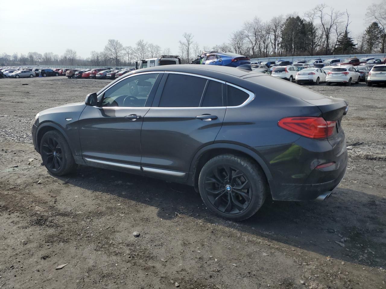 Photo 1 VIN: 5UXXW3C55J0T81981 - BMW X4 