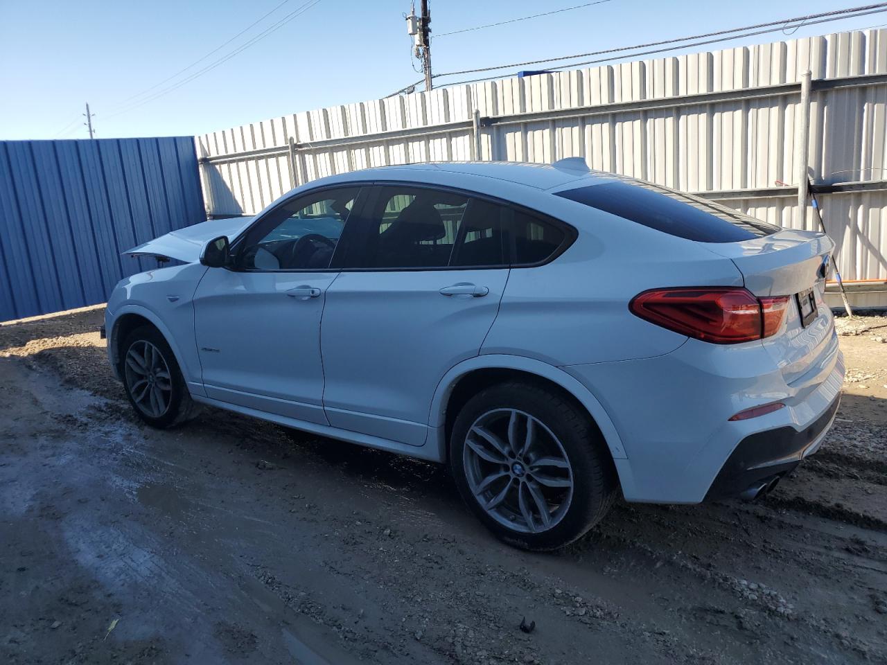 Photo 1 VIN: 5UXXW3C56F0F88938 - BMW X4 