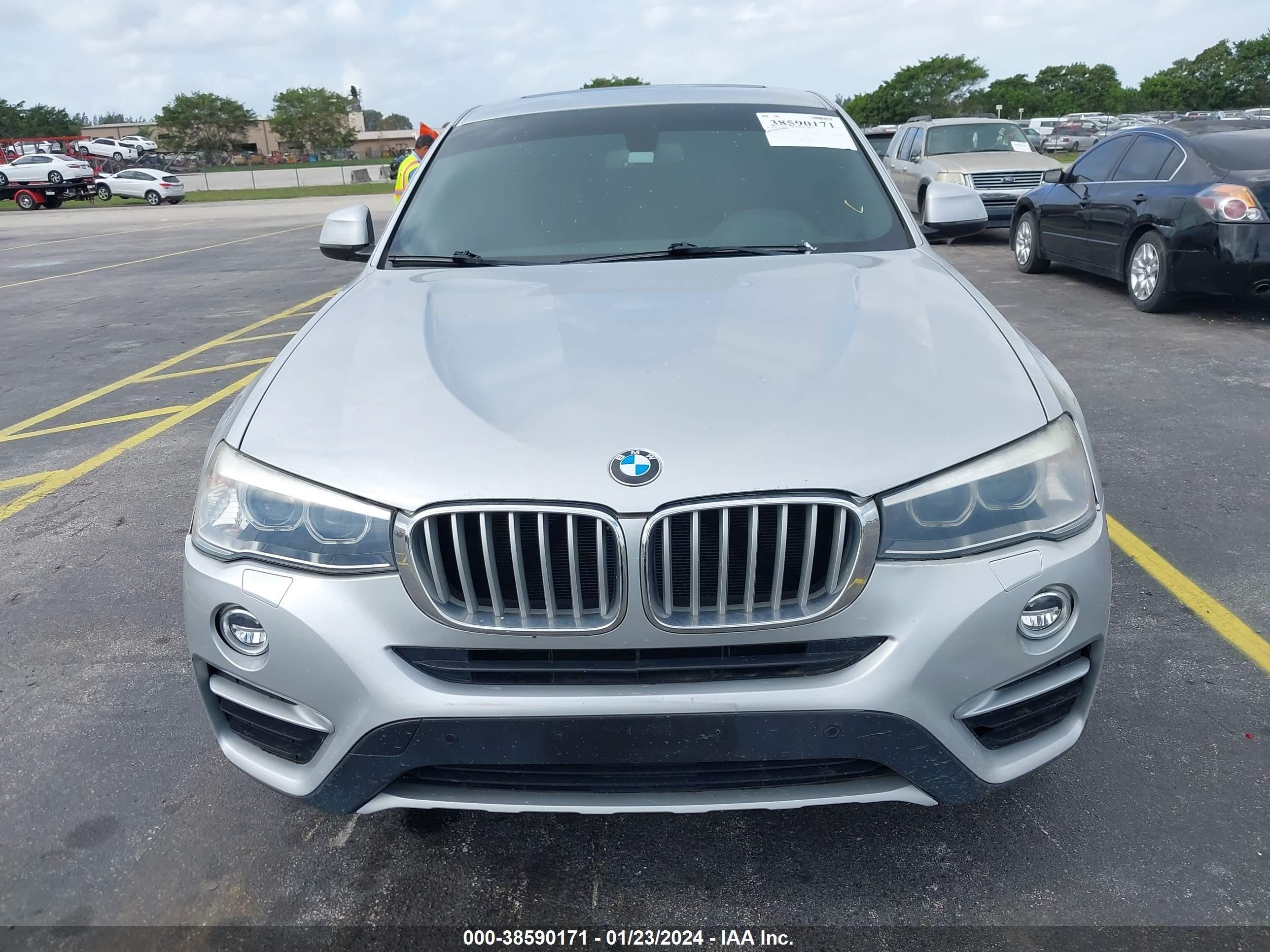 Photo 11 VIN: 5UXXW3C57G0R22408 - BMW X4 