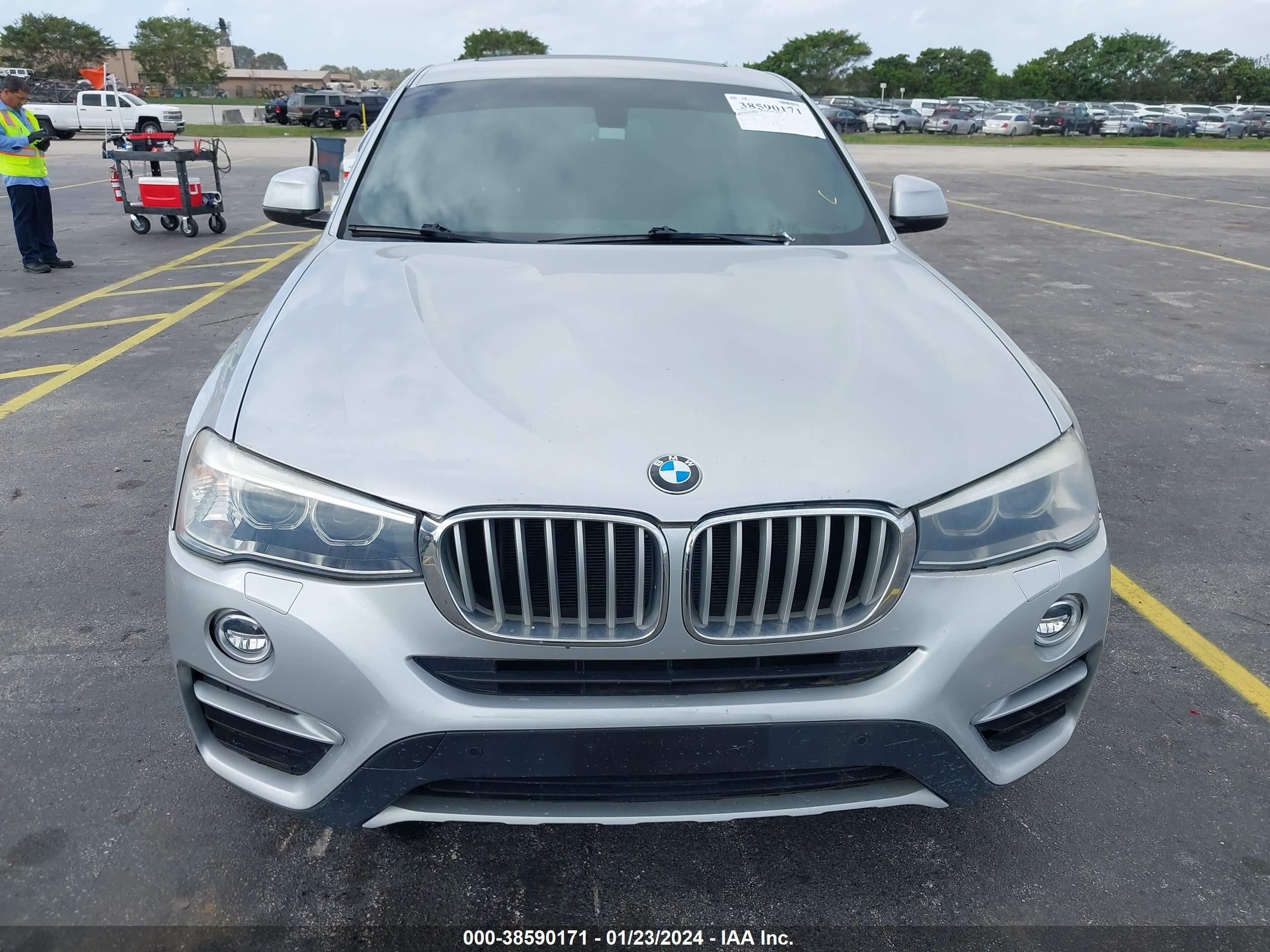 Photo 5 VIN: 5UXXW3C57G0R22408 - BMW X4 