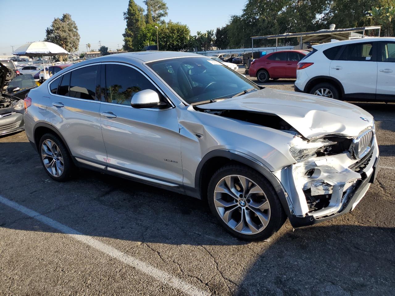 Photo 3 VIN: 5UXXW3C57J0T81478 - BMW X4 