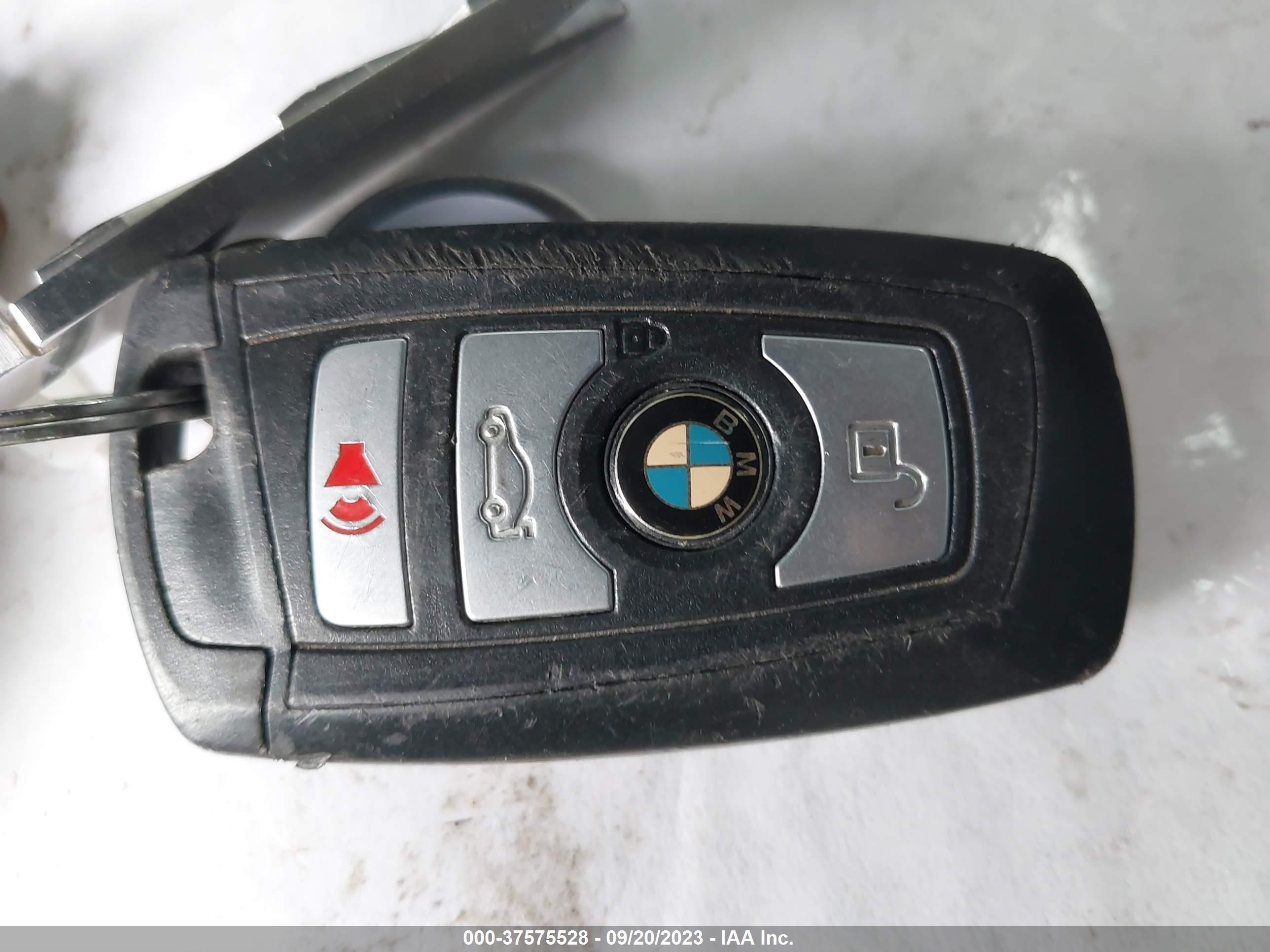 Photo 10 VIN: 5UXXW3C58F0M88689 - BMW X4 