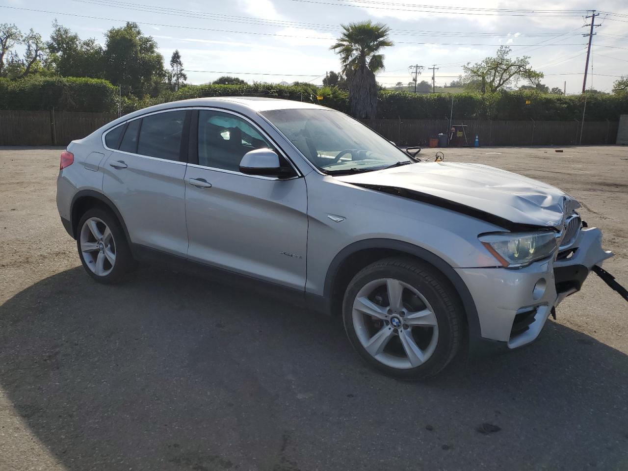 Photo 3 VIN: 5UXXW3C59F0M88748 - BMW X4 