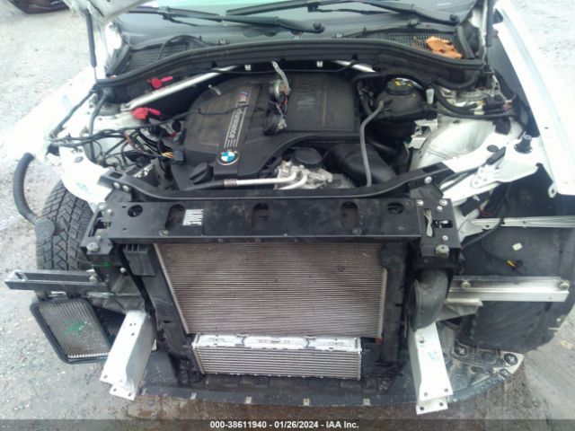 Photo 9 VIN: 5UXXW7C53J0W63950 - BMW X4 