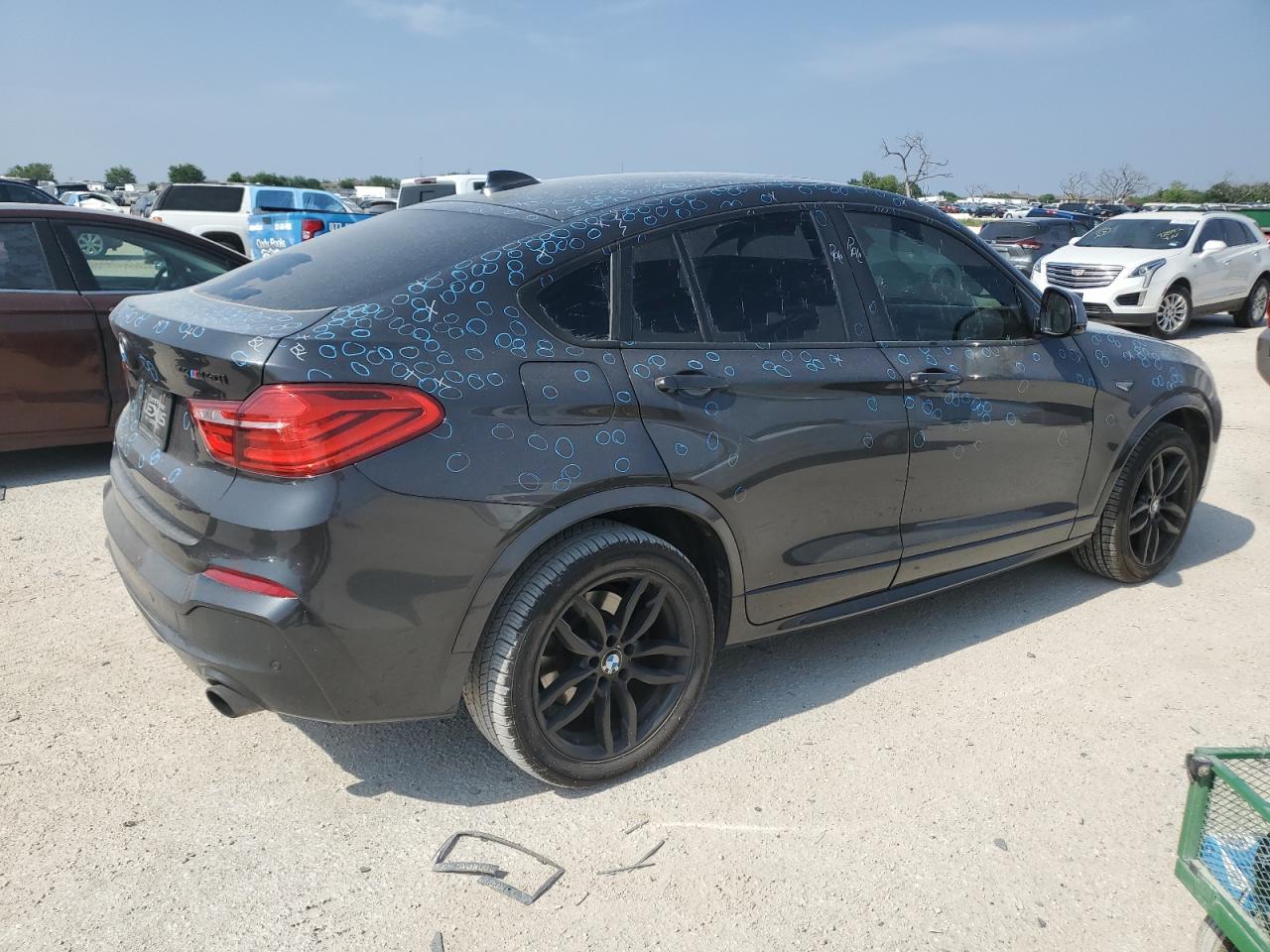 Photo 2 VIN: 5UXXW7C5XG0M91313 - BMW X4 