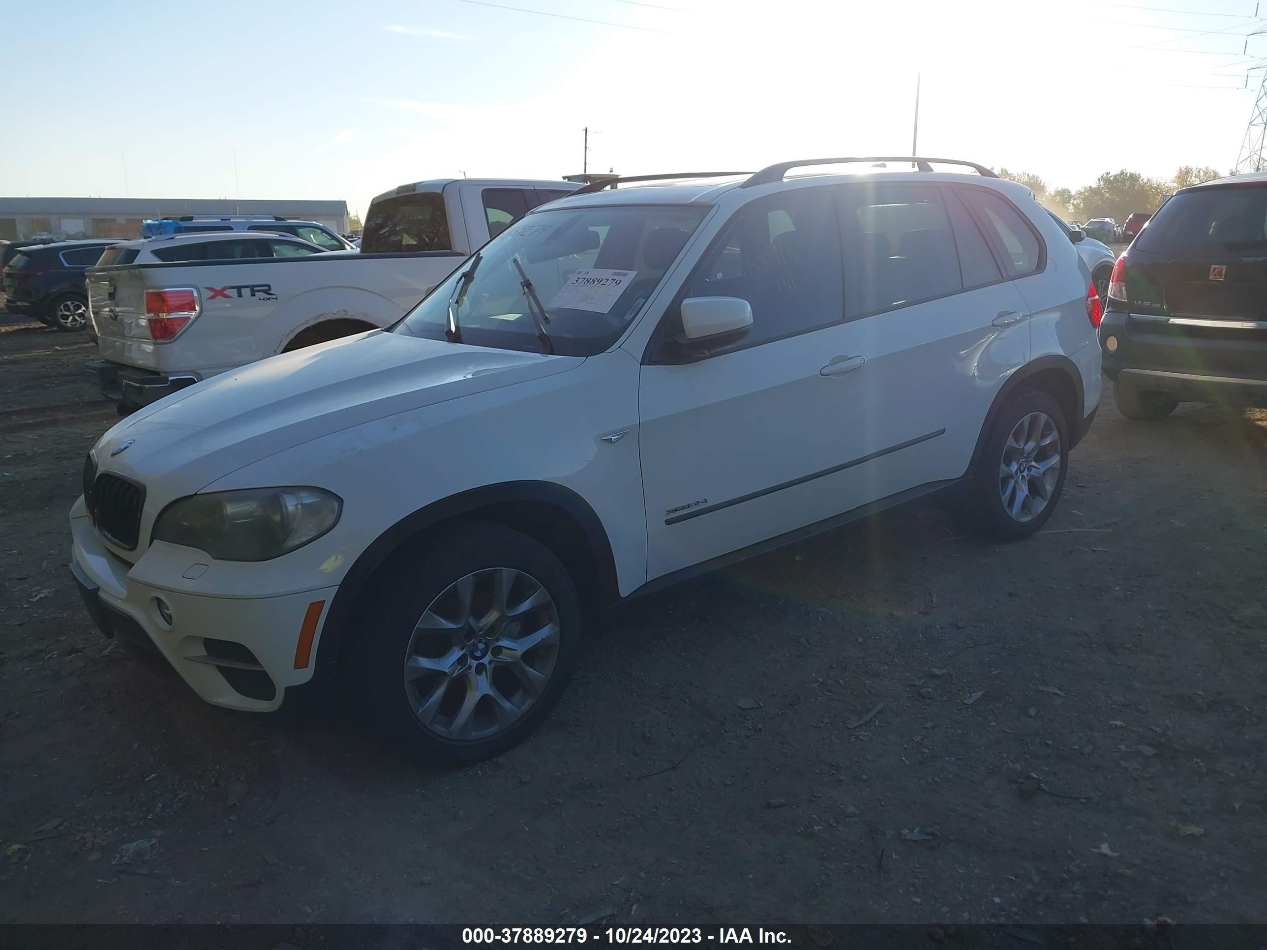 Photo 1 VIN: 5UXZV4C50BL400020 - BMW X5 