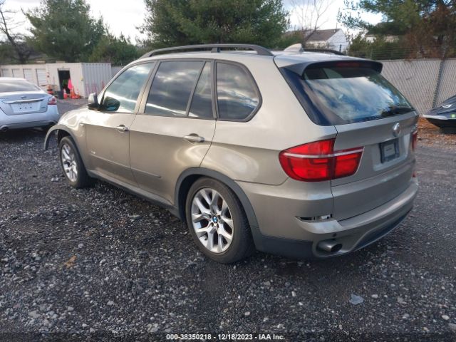 Photo 2 VIN: 5UXZV4C50BL738680 - BMW X5 