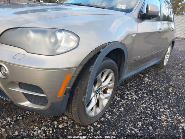 Photo 5 VIN: 5UXZV4C50BL738680 - BMW X5 