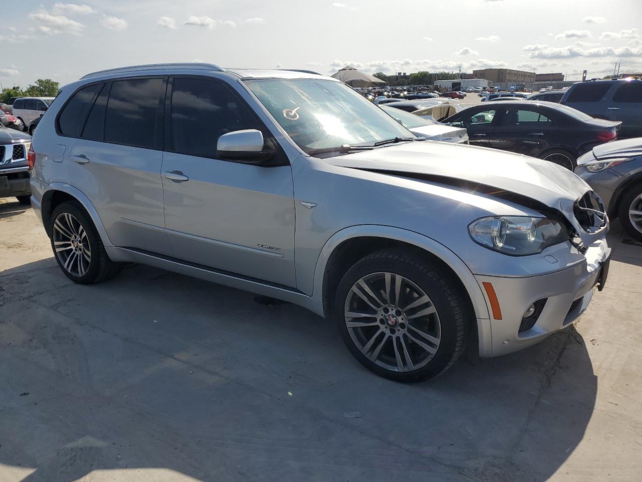 Photo 3 VIN: 5UXZV4C51D0B22669 - BMW X5 