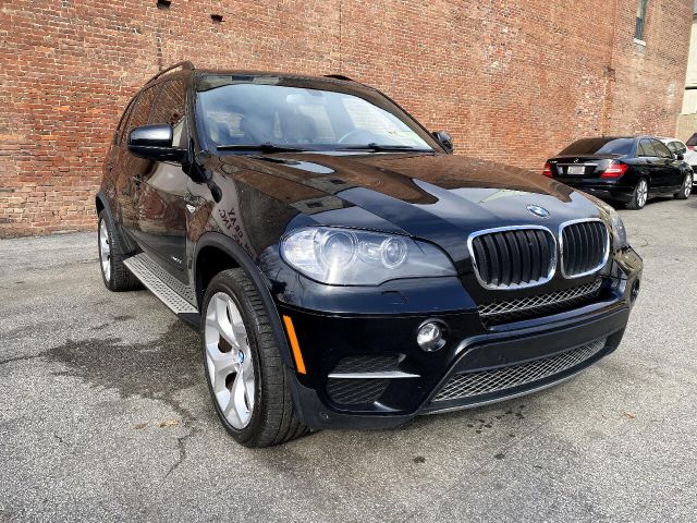 Photo 1 VIN: 5UXZV4C52BL401850 - BMW X5 