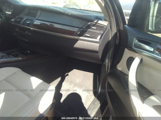 Photo 4 VIN: 5UXZV4C52BL739605 - BMW X5 