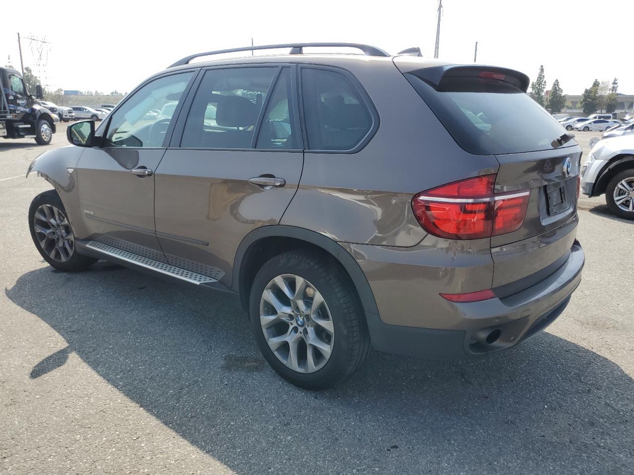 Photo 1 VIN: 5UXZV4C52CL748032 - BMW X5 