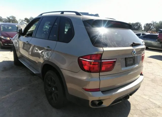 Photo 2 VIN: 5UXZV4C53BL742609 - BMW X5 