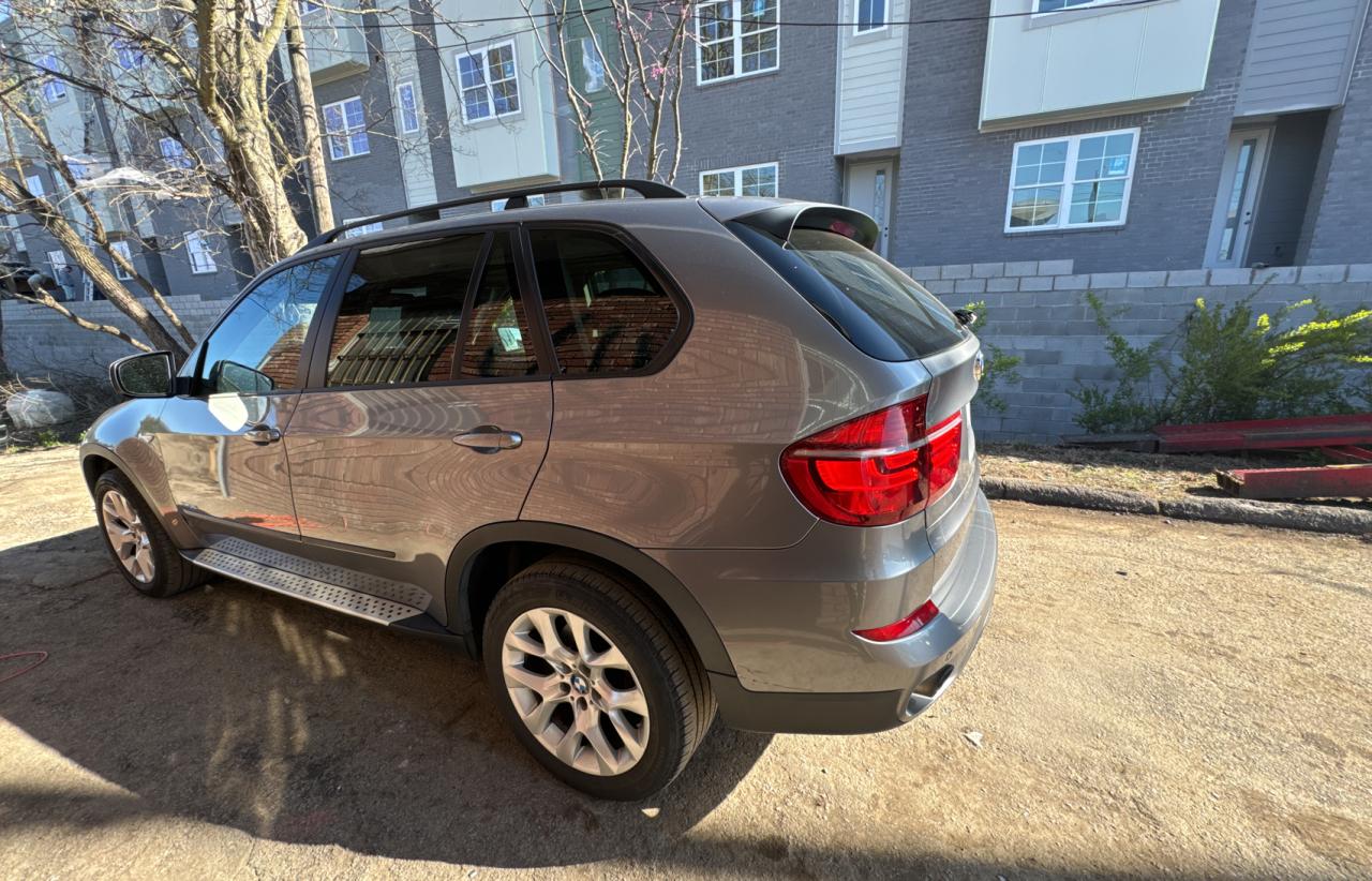 Photo 2 VIN: 5UXZV4C54CL749361 - BMW X5 