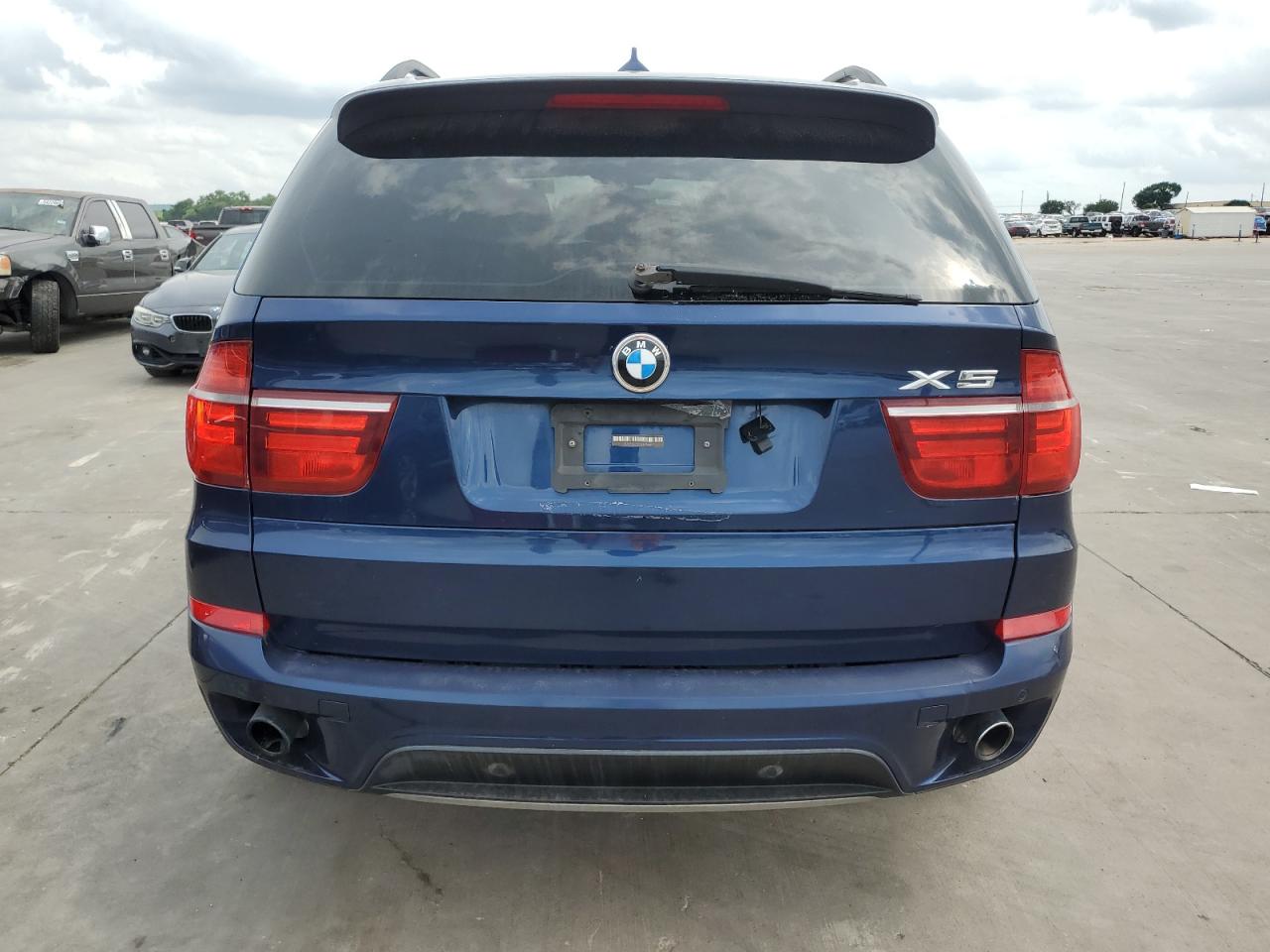 Photo 5 VIN: 5UXZV4C55BL402636 - BMW X5 