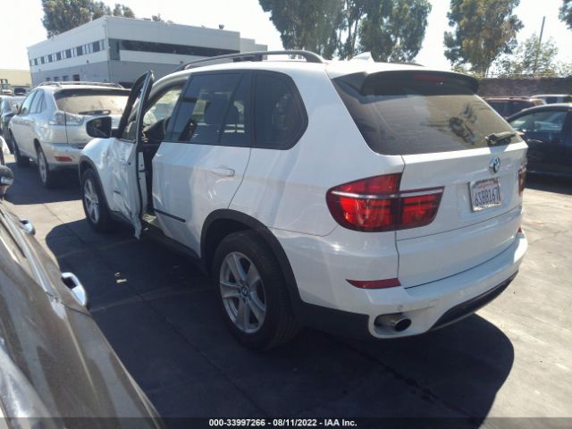 Photo 2 VIN: 5UXZV4C55CL747747 - BMW X5 