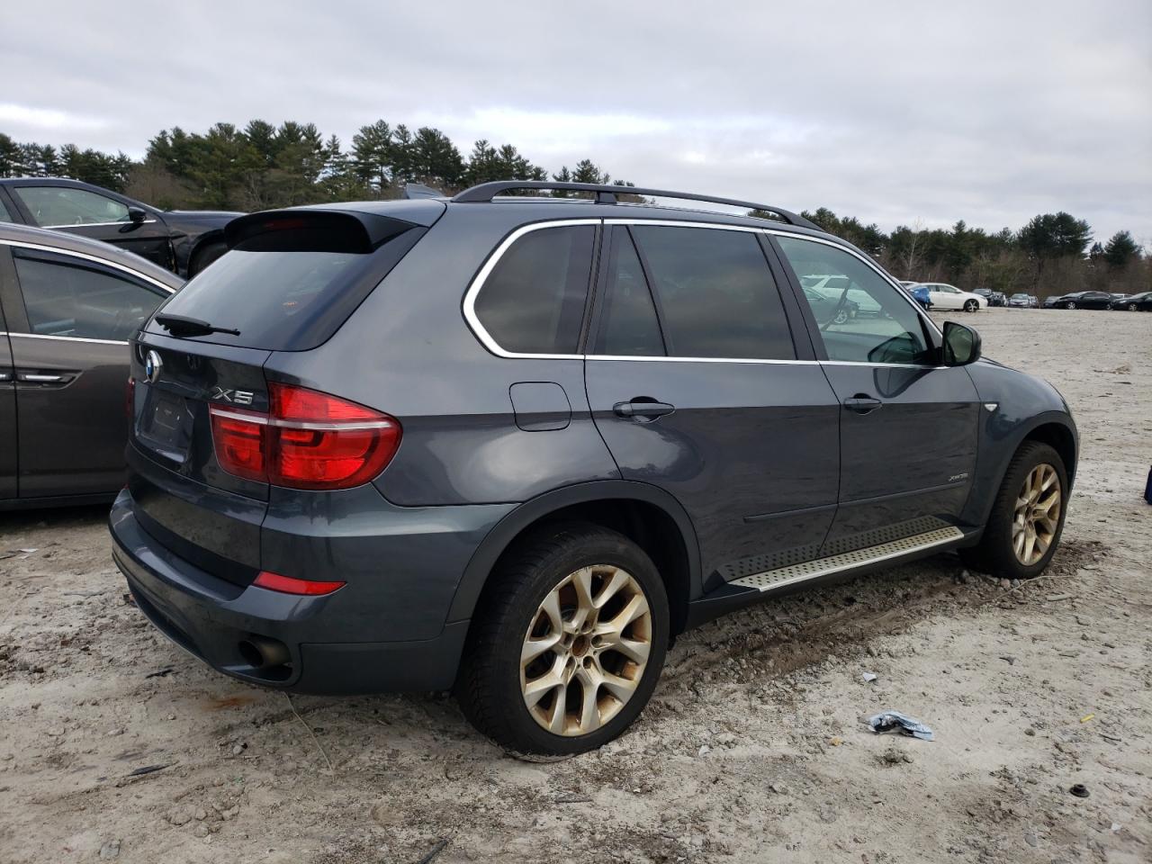 Photo 2 VIN: 5UXZV4C55D0B17149 - BMW X5 