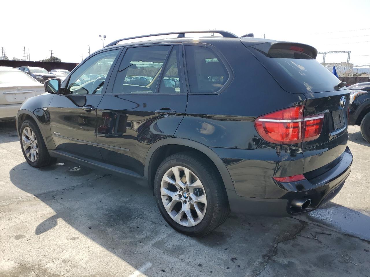 Photo 1 VIN: 5UXZV4C56BL407411 - BMW X5 