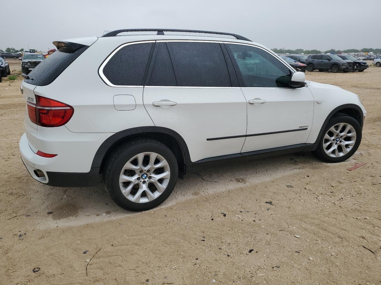 Photo 2 VIN: 5UXZV4C56D0E13247 - BMW X5 