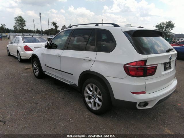 Photo 2 VIN: 5UXZV4C57BL403691 - BMW X5 