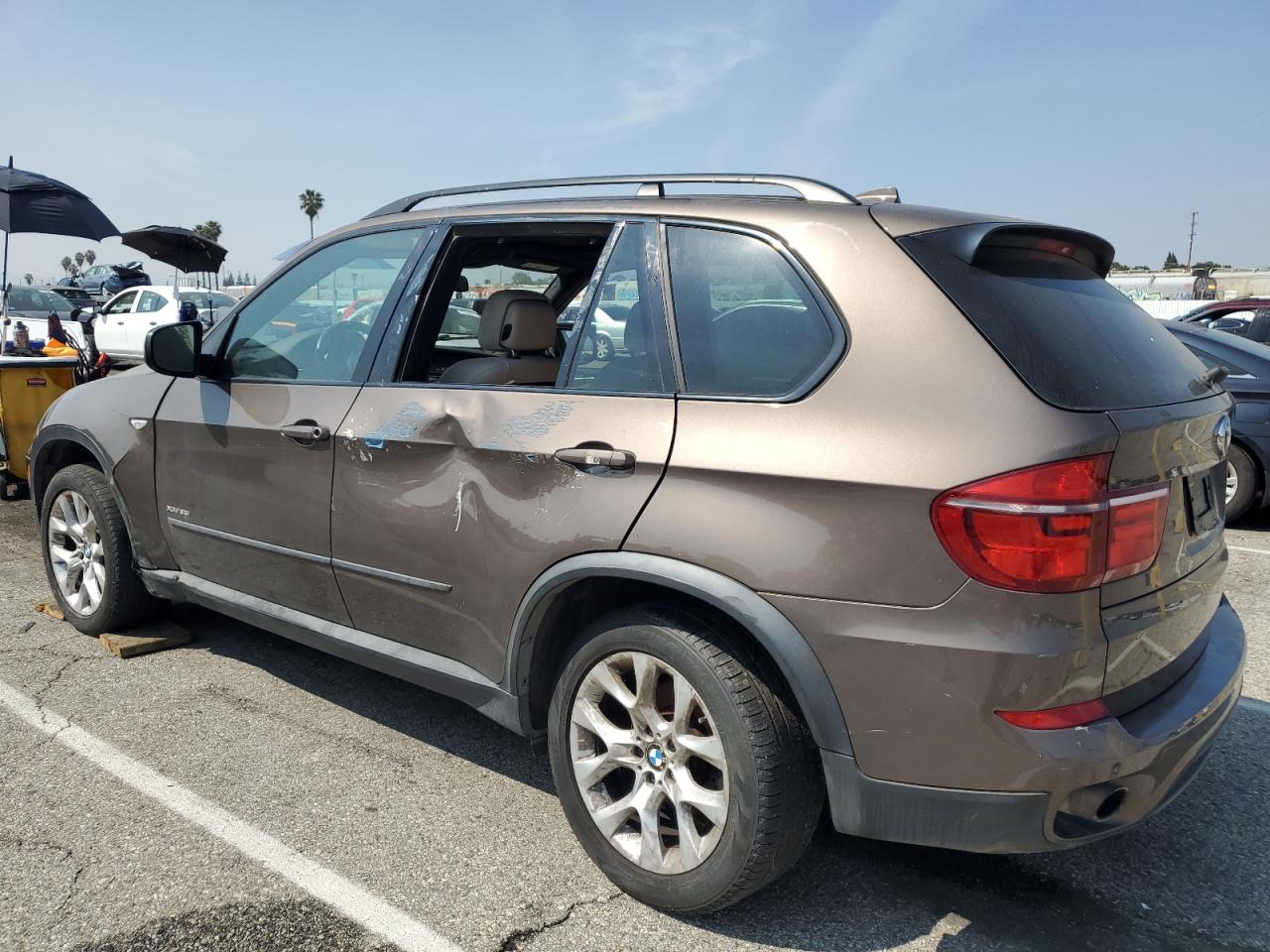 Photo 1 VIN: 5UXZV4C57DL994057 - BMW X5 