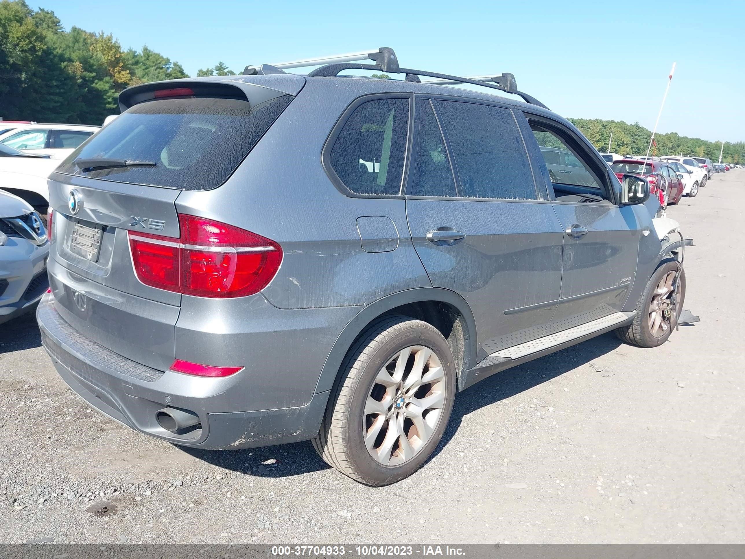 Photo 3 VIN: 5UXZV4C58CL748228 - BMW X5 