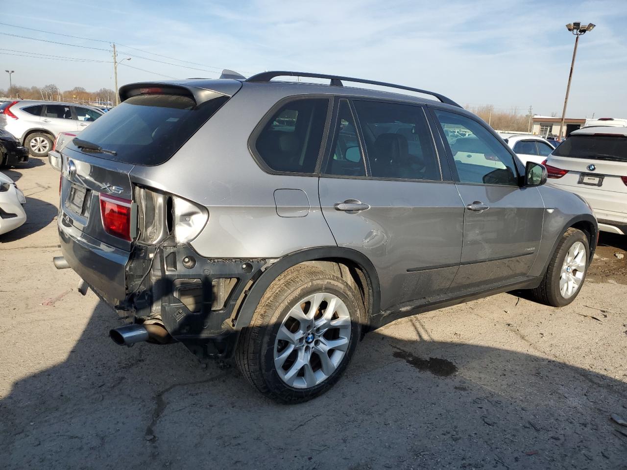 Photo 2 VIN: 5UXZV4C59CL761764 - BMW X5 