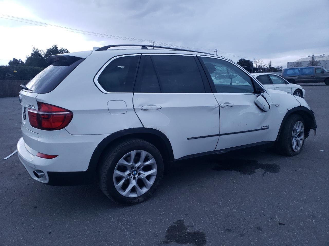 Photo 2 VIN: 5UXZV4C59D0G57037 - BMW X5 