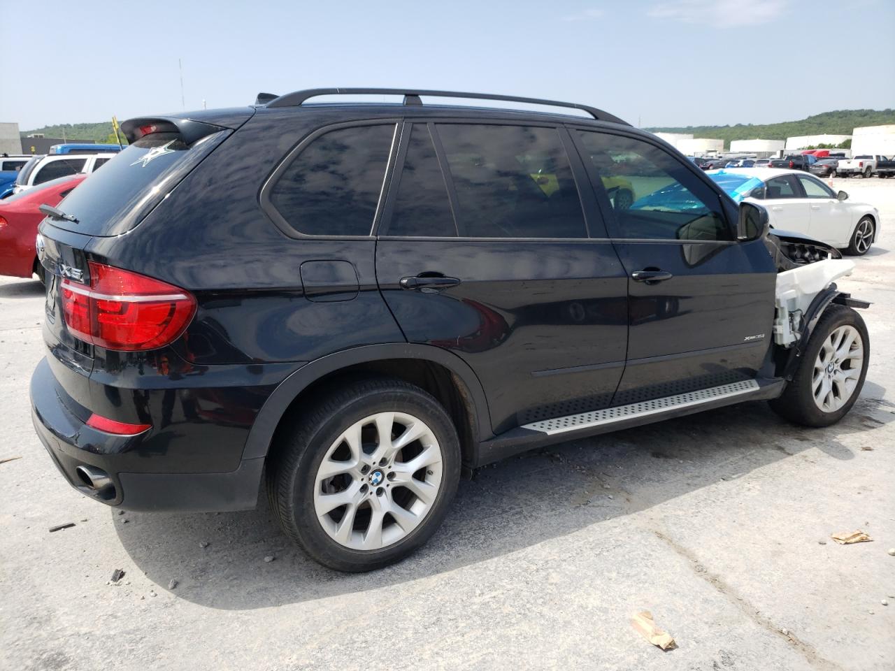 Photo 2 VIN: 5UXZV4C5XBL400462 - BMW X5 