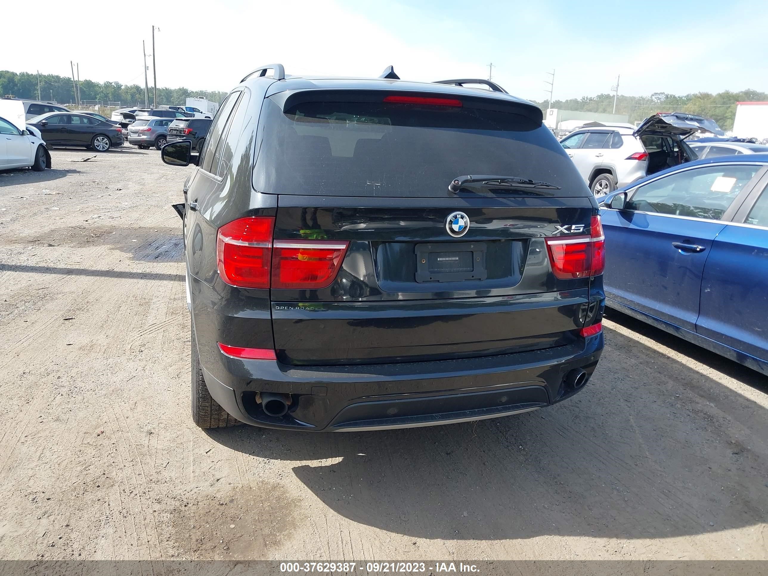 Photo 15 VIN: 5UXZV4C5XBL415446 - BMW X5 