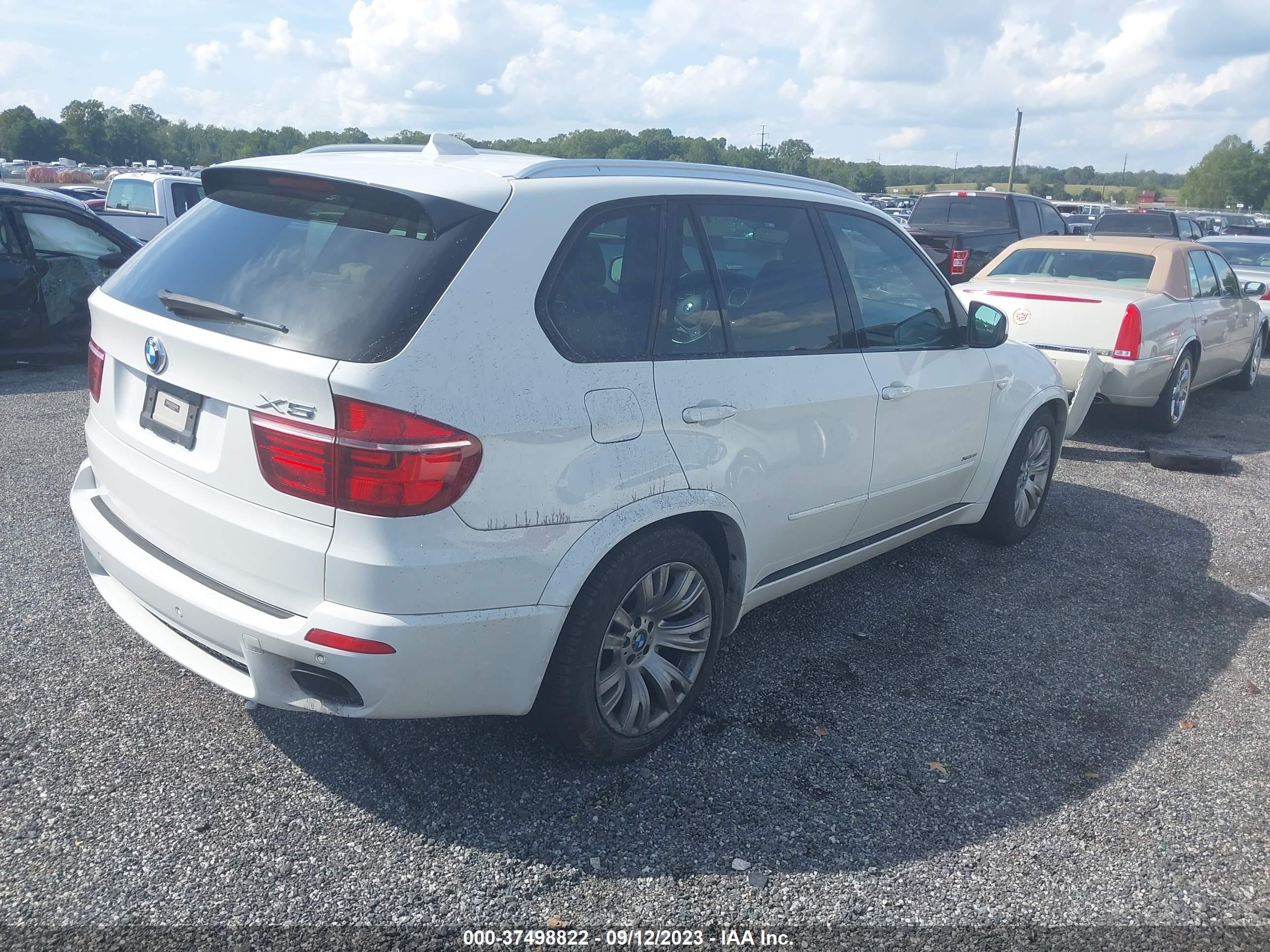 Photo 3 VIN: 5UXZV8C51DL899095 - BMW X5 