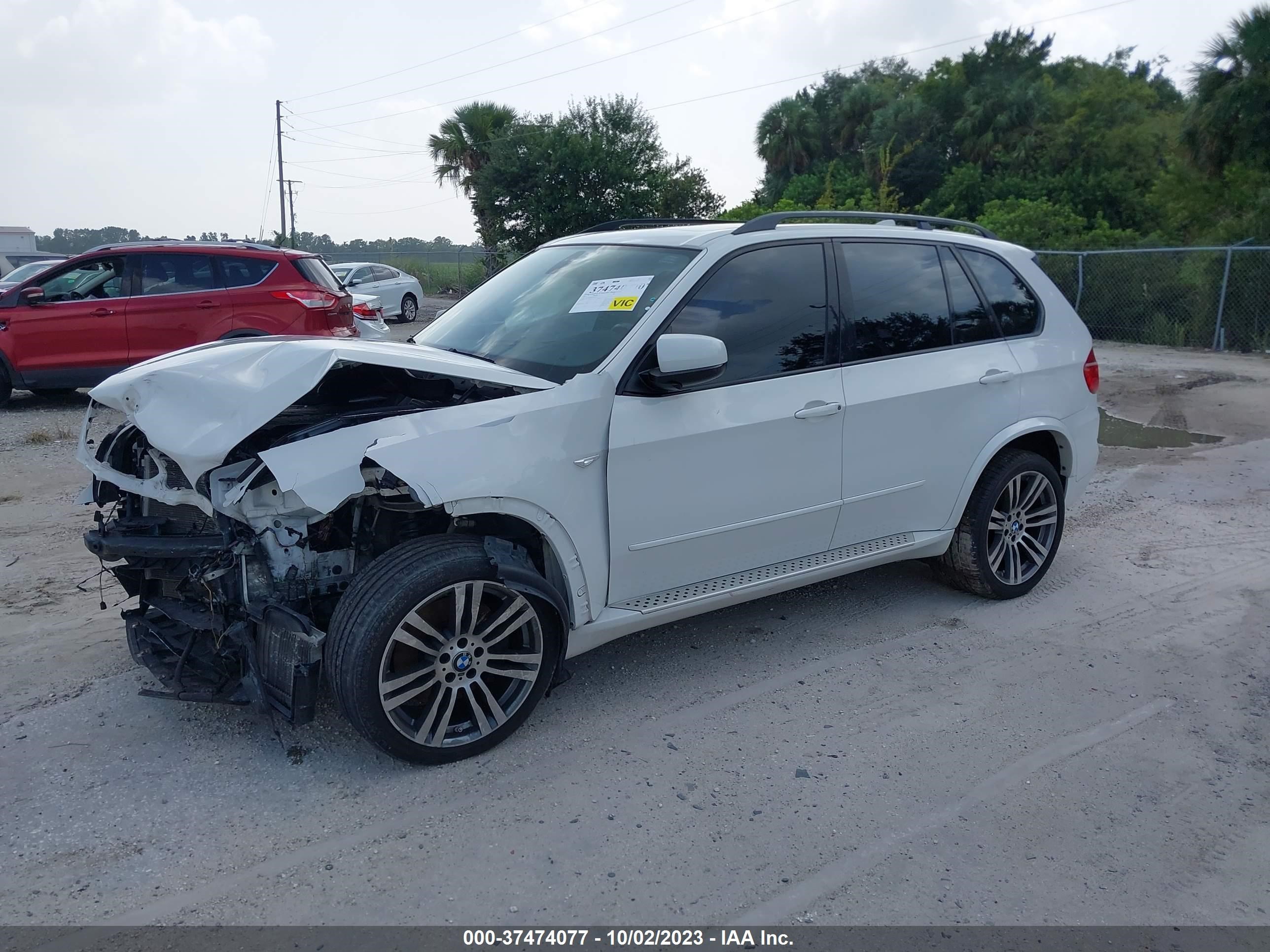 Photo 1 VIN: 5UXZV8C52BL417165 - BMW X5 