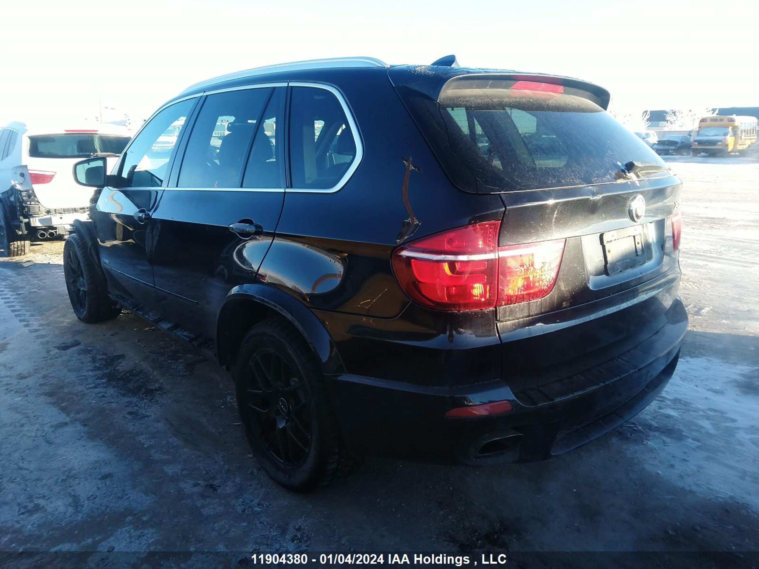 Photo 2 VIN: 5UXZV8C54CL424068 - BMW X5 