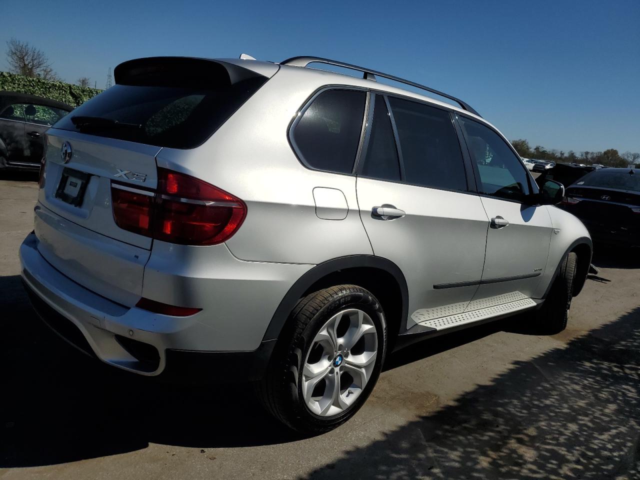 Photo 2 VIN: 5UXZV8C55D0C14651 - BMW X5 