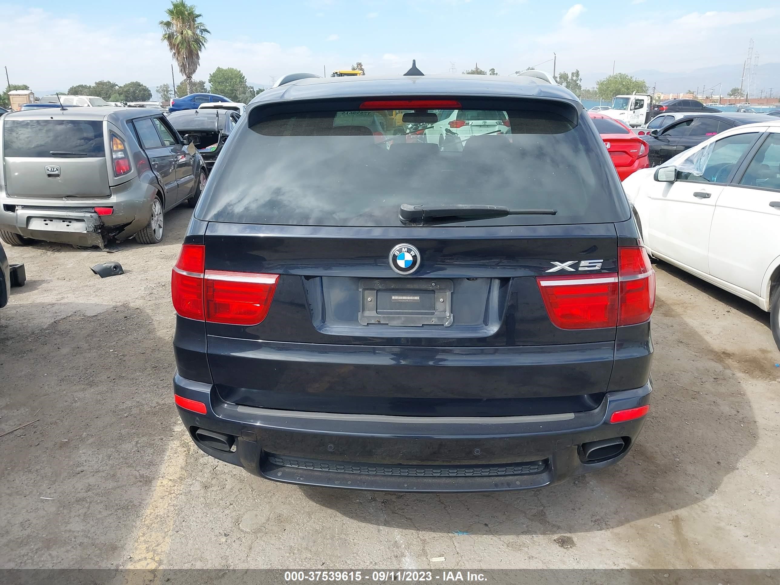 Photo 15 VIN: 5UXZV8C59BL417731 - BMW X5 