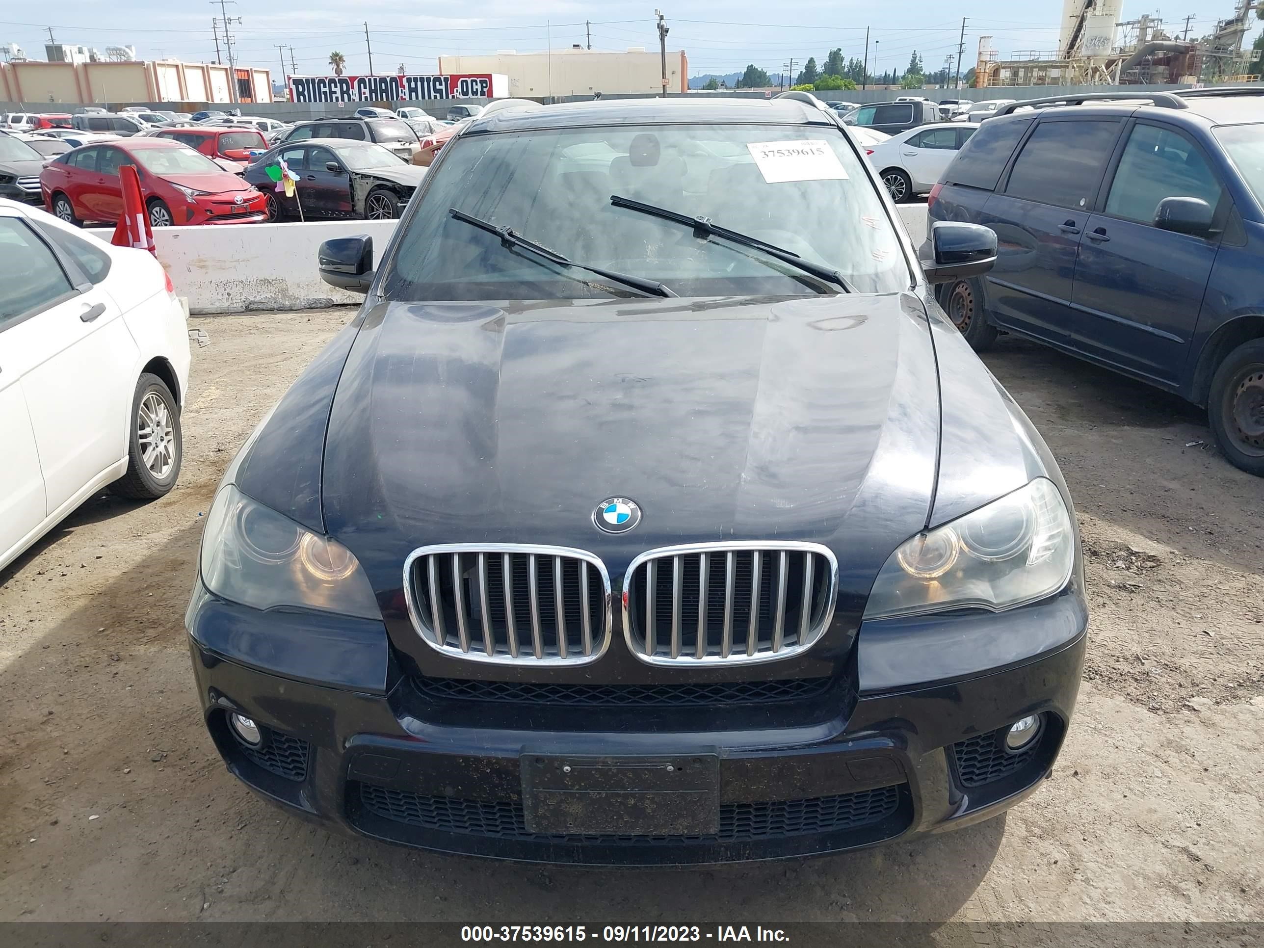 Photo 5 VIN: 5UXZV8C59BL417731 - BMW X5 