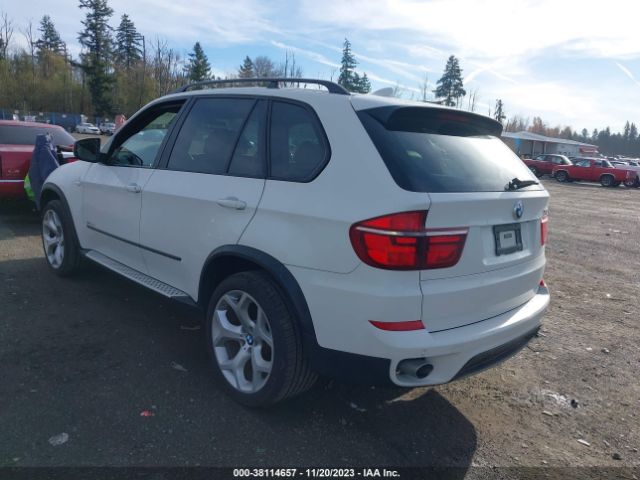 Photo 2 VIN: 5UXZW0C52D0B92817 - BMW X5 